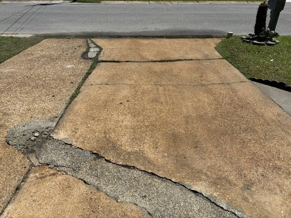 Affordable landscaping services in Biloxi, MS - Cut & Clean Surfaces