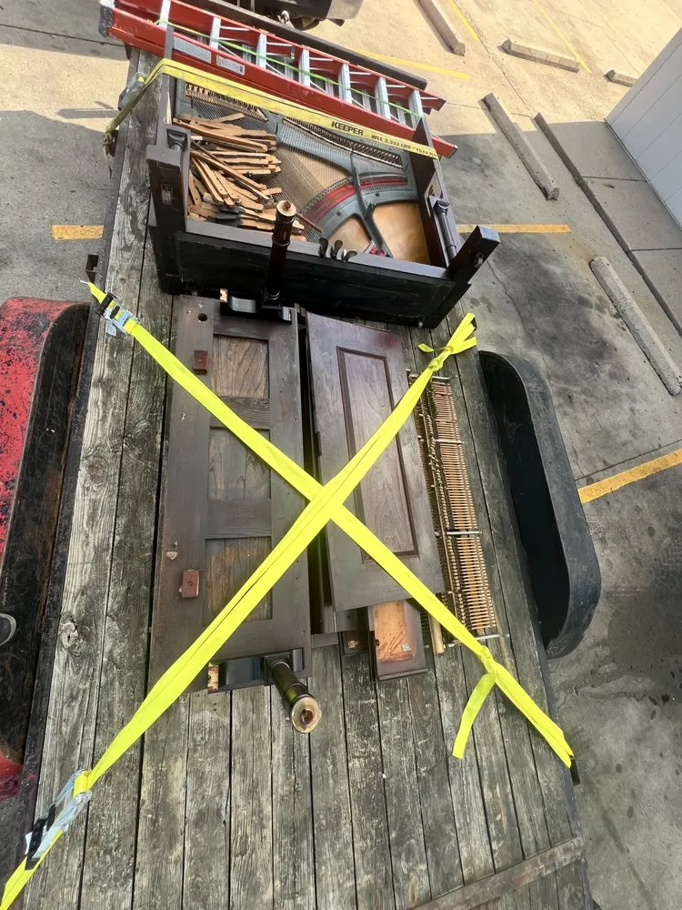 Trusted yard cleanup service for homes across Normal, IL - Cut & Clear