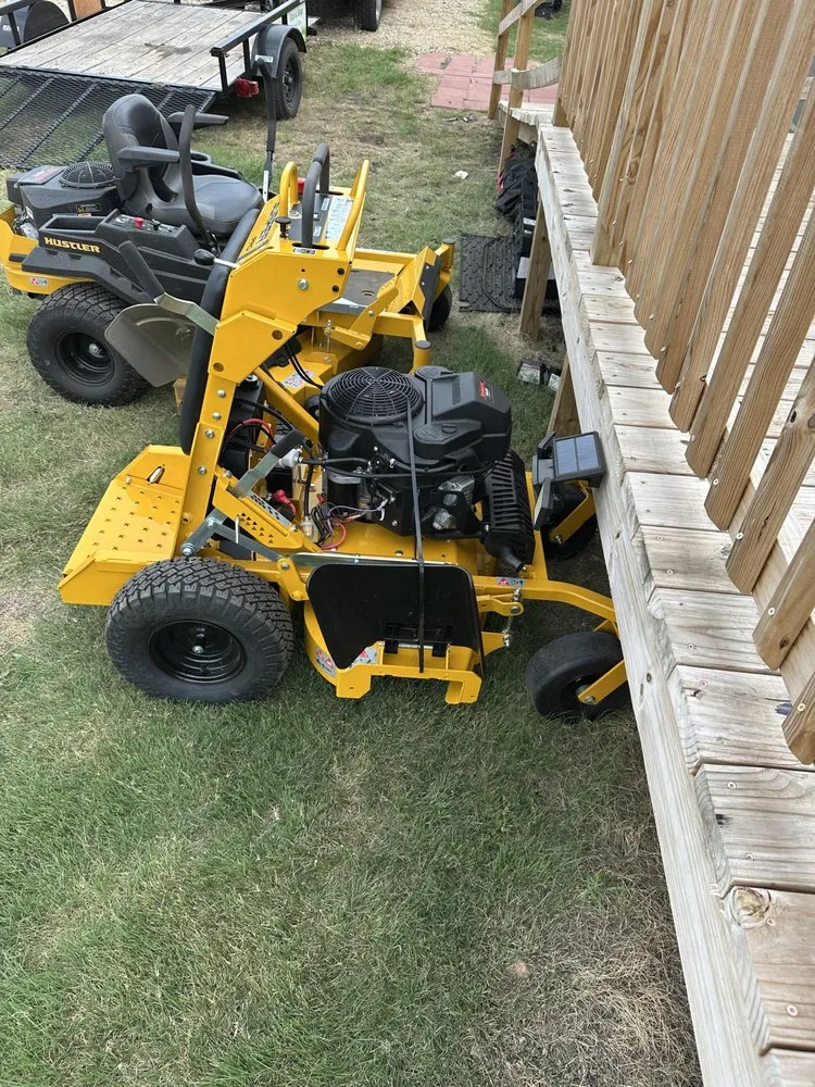 Local lawn care service for beautiful yards across Hondo, TX - Cut & Edge Lawn Care