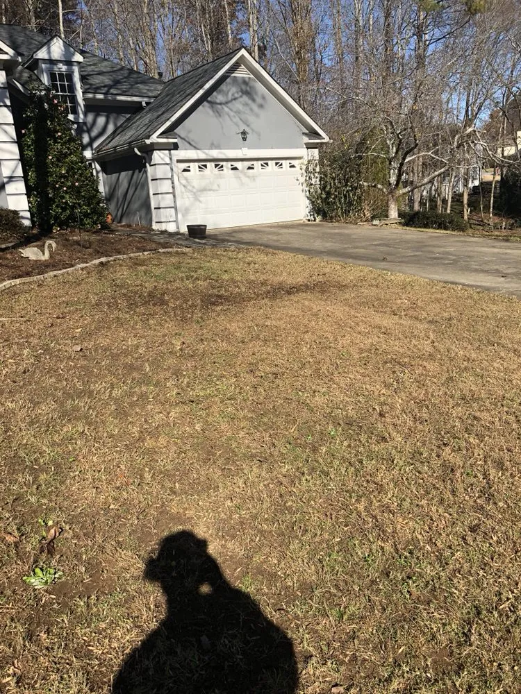 Expert lawn care service in Austell, GA - Cut, Edge, & Blow