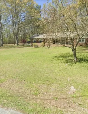 Cut Me Lawn Care Logo