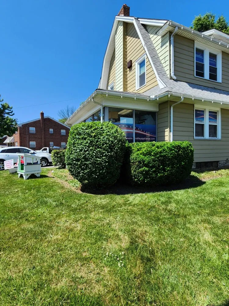 Reliable lawn care service for year-round maintenance across Holmes, PA - Cut My Lawn
