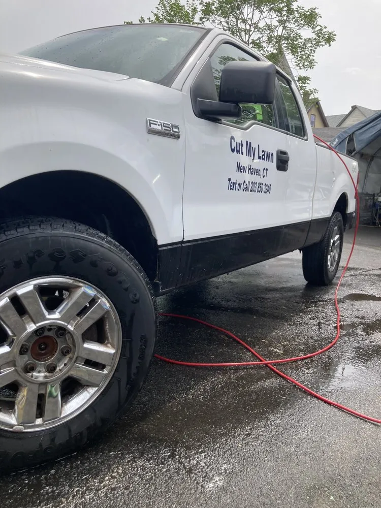 Expert garden landscaping for beautiful yards across West Haven, CT - Cut My Lawn