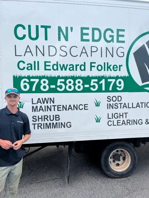 Custom lawn care service experts serving Griffin, GA - Cut N' Edge