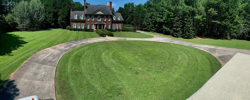 Reliable yard cleanup service in Griffin, GA by Cut N' Edge