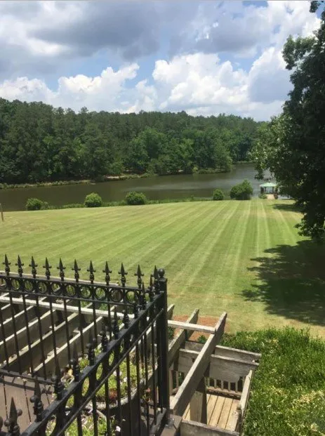 Local yard maintenance for beautiful yards in Griffin, GA by Cut N' Edge
