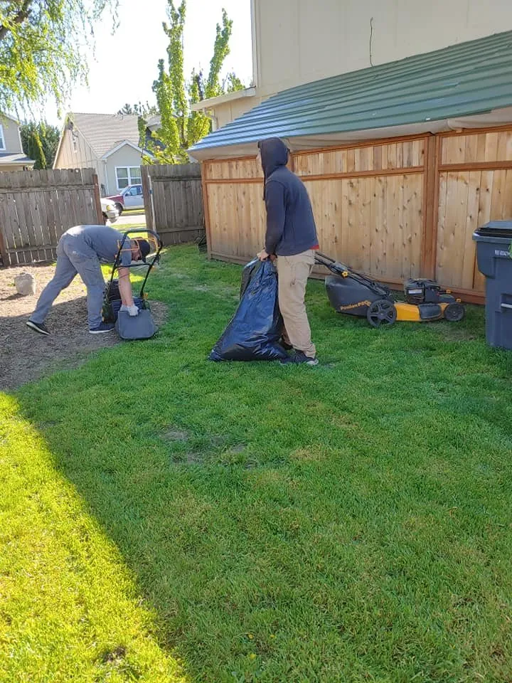 Affordable garden landscaping in Central Point, OR - Cut N Go Lawn Care & Handyman Service