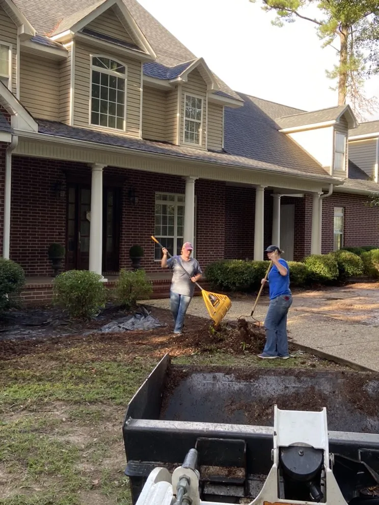 Top-rated outdoor landscaping experts serving Petal, MS - Cut-N-Up Lawn Management