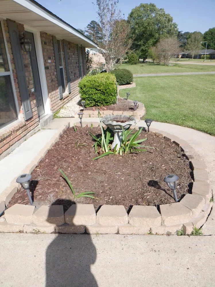 Reliable lawn mowing service experts serving Denham Springs, LA - Cut Plus Lawn & Landscape