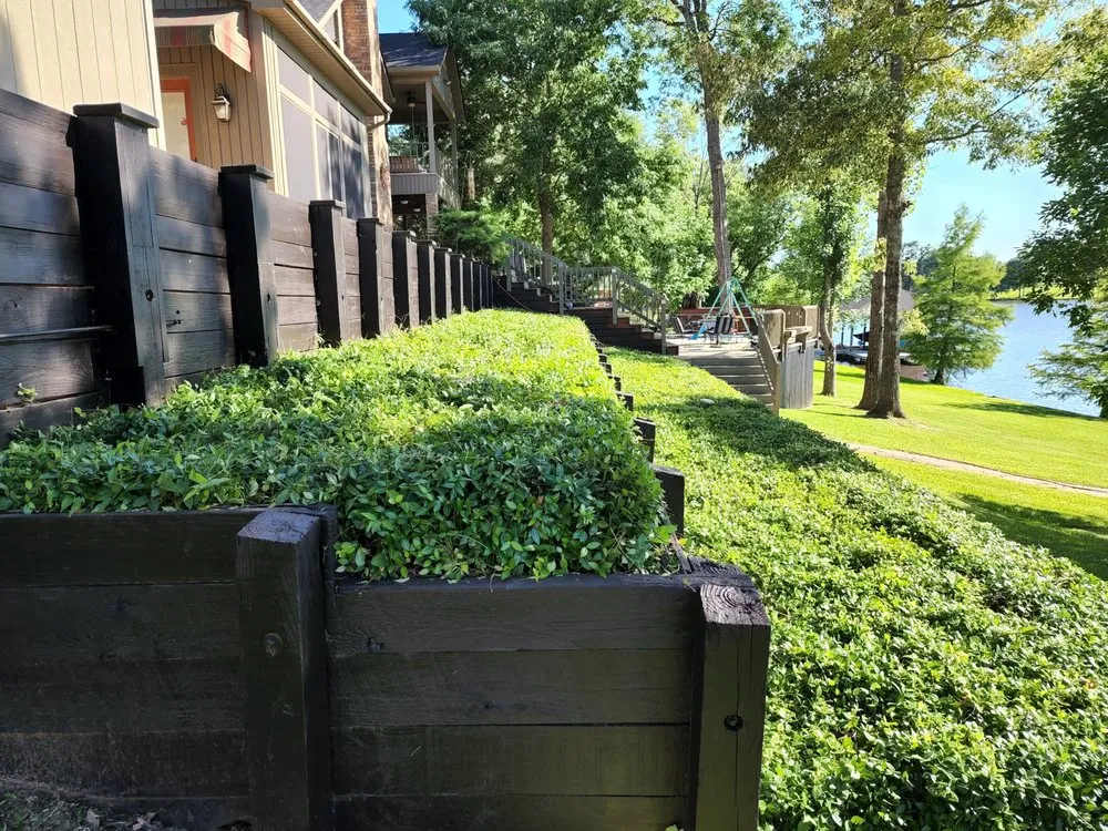 Affordable residential landscaping in Benton, LA by Cut Pro's Lawn Services