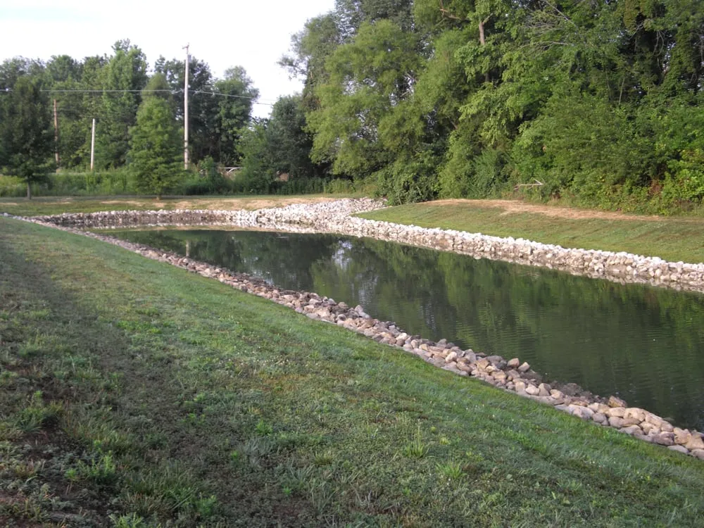 Affordable yard maintenance in Evansville, IN by Cut-Right Yard Service