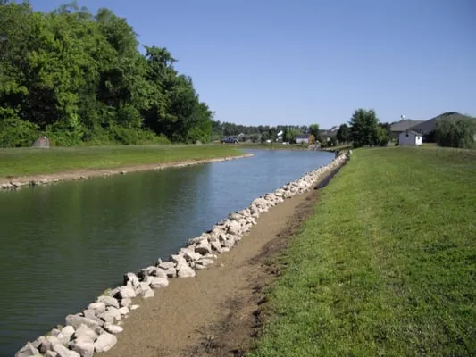 Cut-Right Yard Service Logo