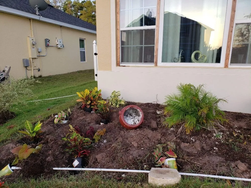 Professional residential landscaping for residential properties in Kissimmee, FL by Cut4les
