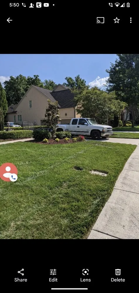 Reliable yard cleanup service for homes across Charlotte, NC - Cutandride Landscaping Lawn Service