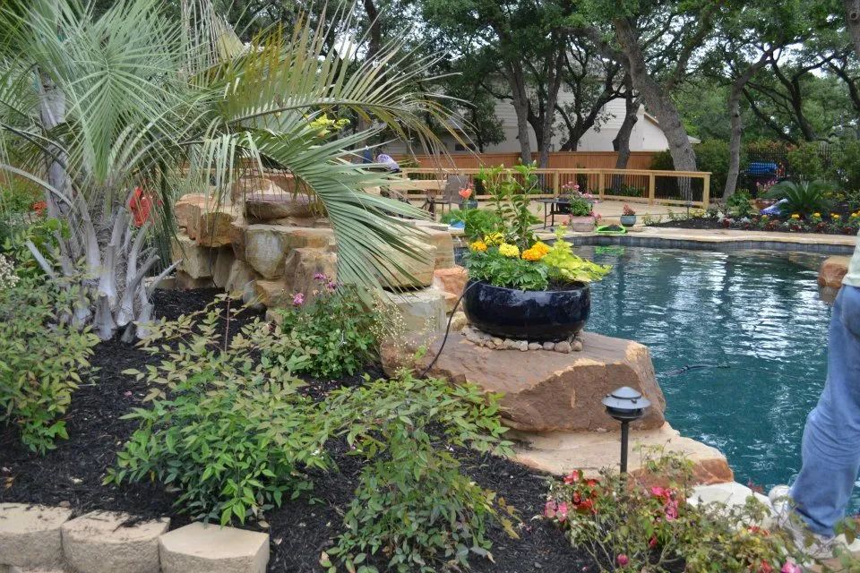Trusted lawn care service experts serving San Antonio, TX - Cutrite Landscaping