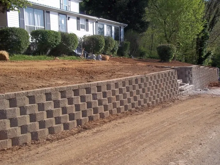 Expert yard cleanup service for homes in Clarksville, TN by CutRite Lawn Service