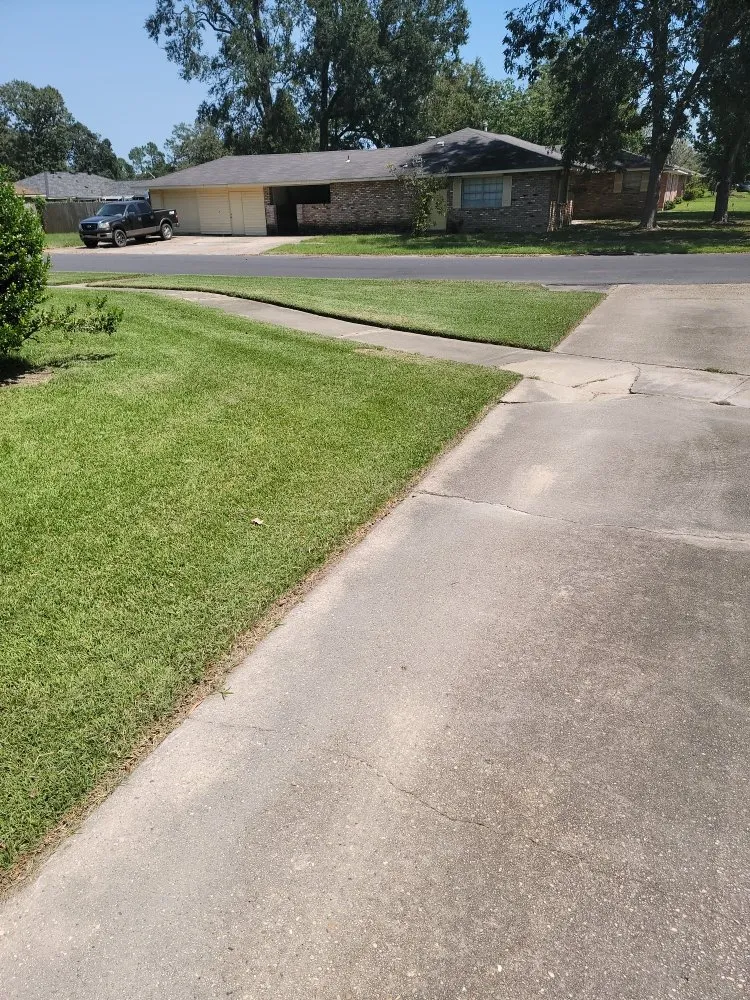 Trusted residential landscaping in Baton Rouge, LA by Cuts And Beyond