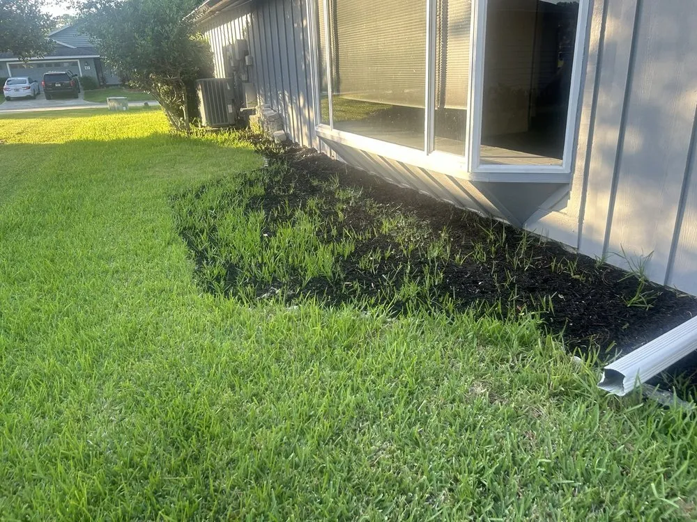 Top-rated lawn care service for year-round maintenance across South Daytona, FL - Cuts by Quist