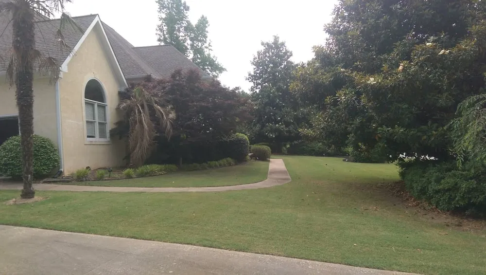 Trusted garden landscaping in Newnan, GA - Cuts Lawn Service