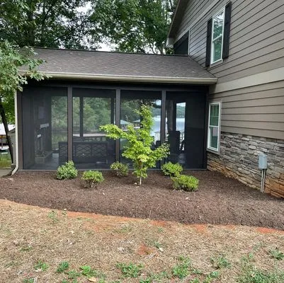 Cutters Edge Lawn Specialists Logo