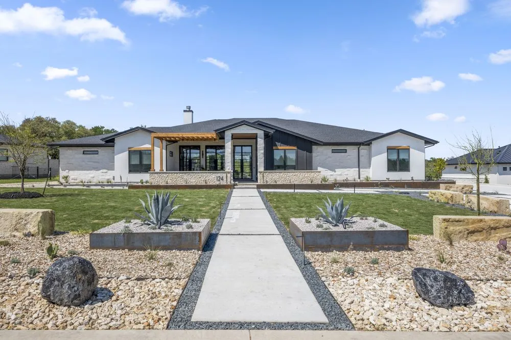 Affordable lawn mowing service in Austin, TX - Cutters Landscaping