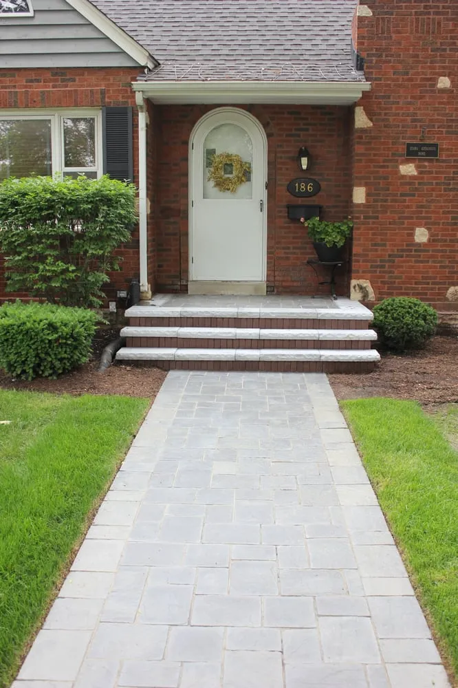 Trusted landscape installation in Elmhurst, IL by Cutter's Landscaping