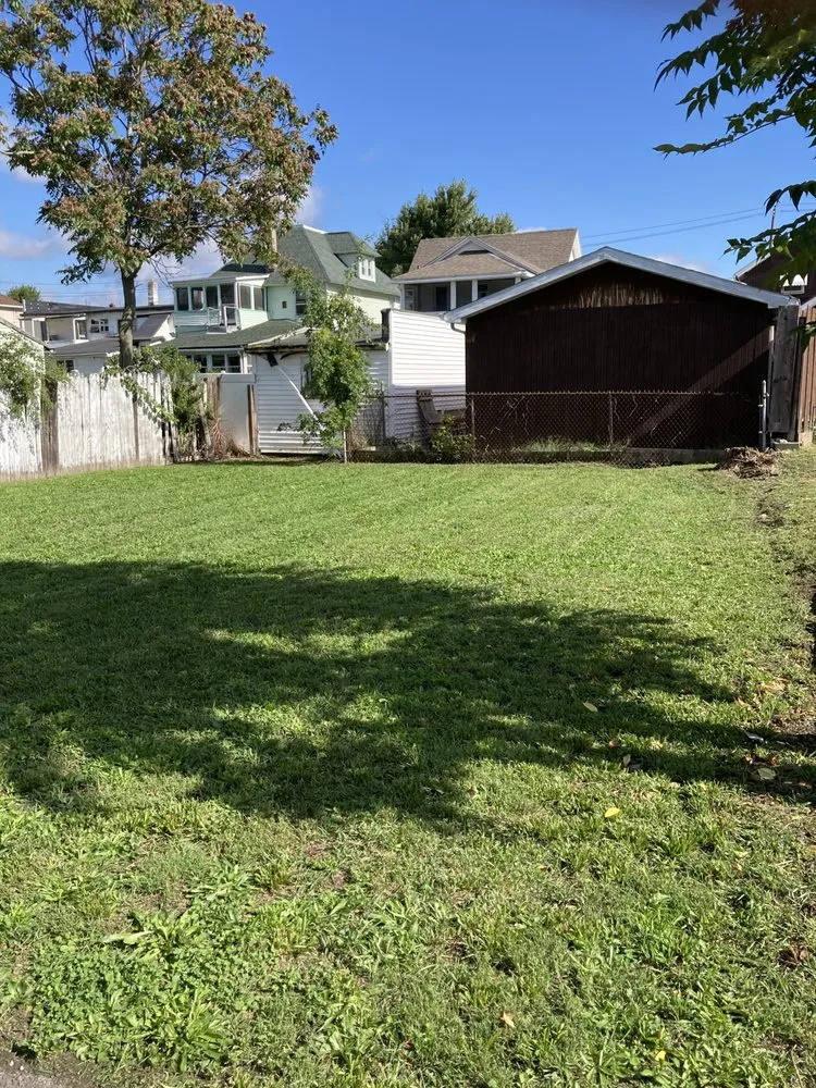 Affordable residential landscaping in Scranton, PA by Cutter's