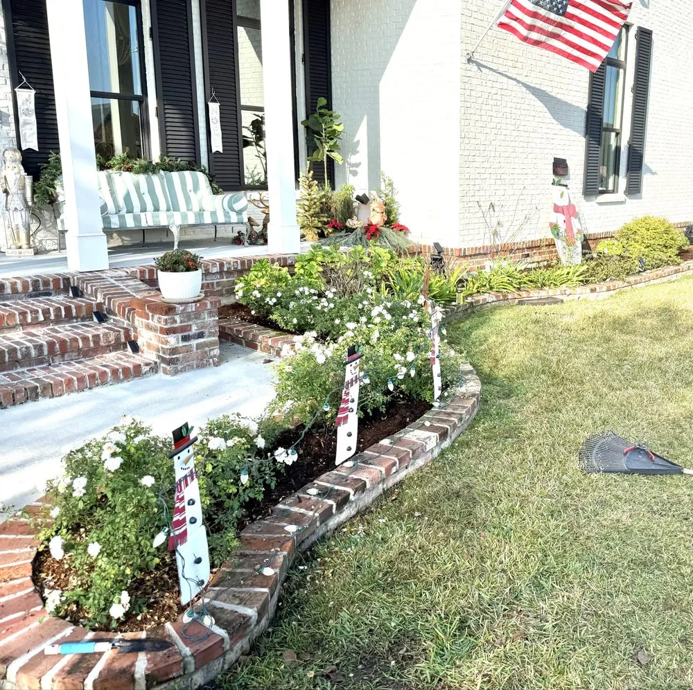 Custom garden landscaping for year-round maintenance across Houma, LA - Cuttin Cajun