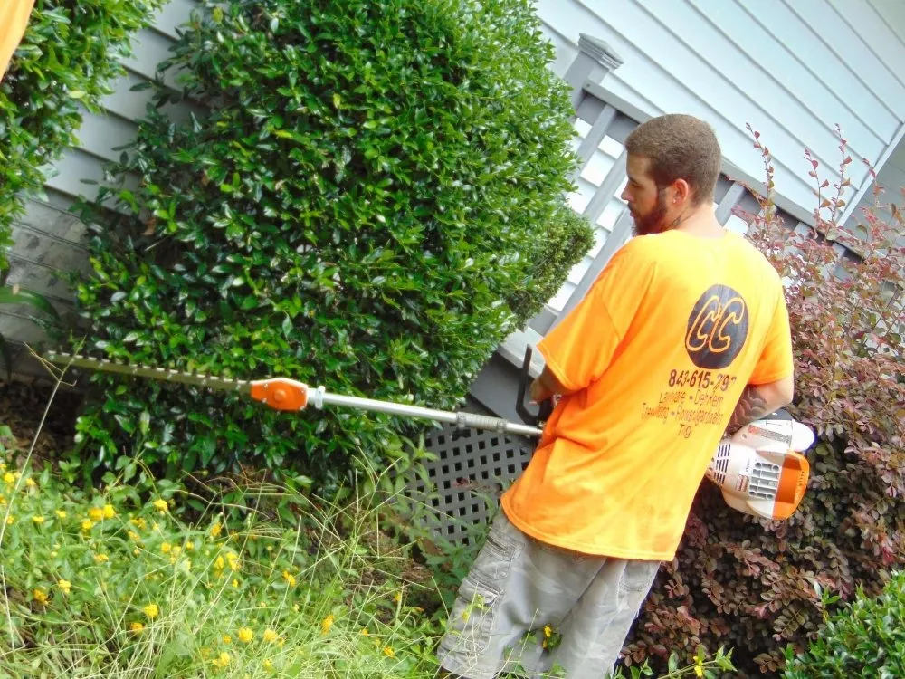 Affordable outdoor landscaping in Galivants Ferry, SC by Cuttin Crew