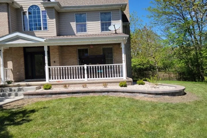 Expert lawn mowing service in Morris, IL - Cuttin Edge Lawn To Landscaping