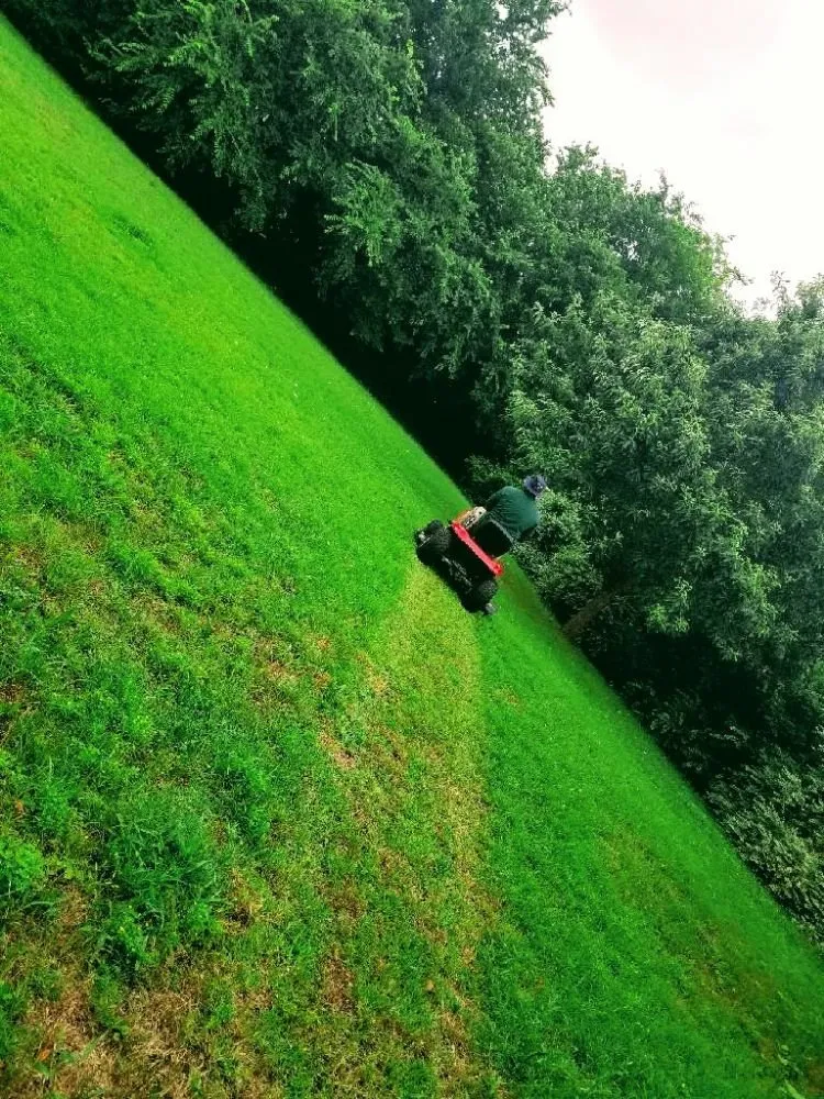 Expert residential landscaping in Arlington, TX by Cuttin It Close Lawn Care Service