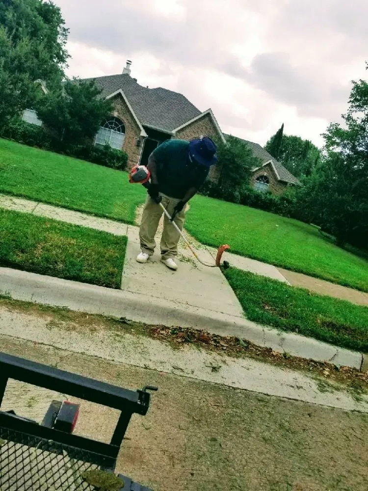 Trusted landscaping services with custom design across Arlington, TX - Cuttin It Close Lawn Care Service