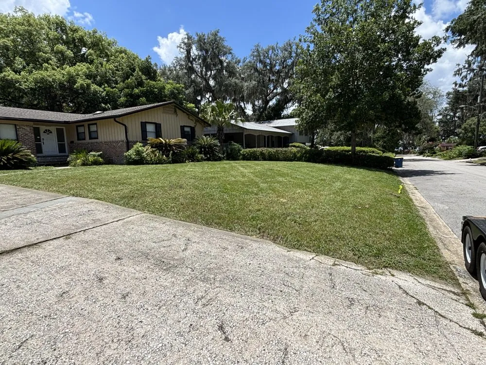 Top-rated landscaping services experts serving Kingsland, GA - Cuttin N Struttin Lawn Service