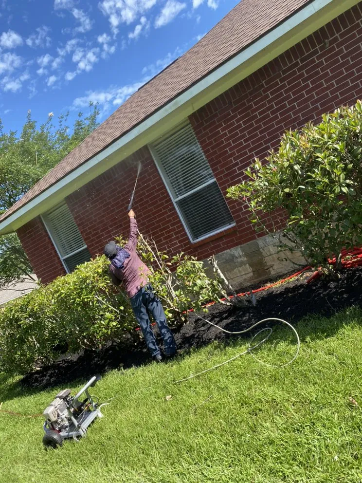 Reliable residential landscaping in Livingston, TX by Cuttin Texas