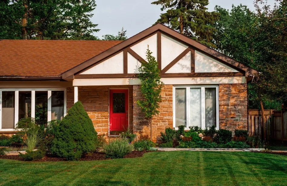 Custom lawn care service in Lawrenceville, GA - Cuttin Up Lawncare & Development