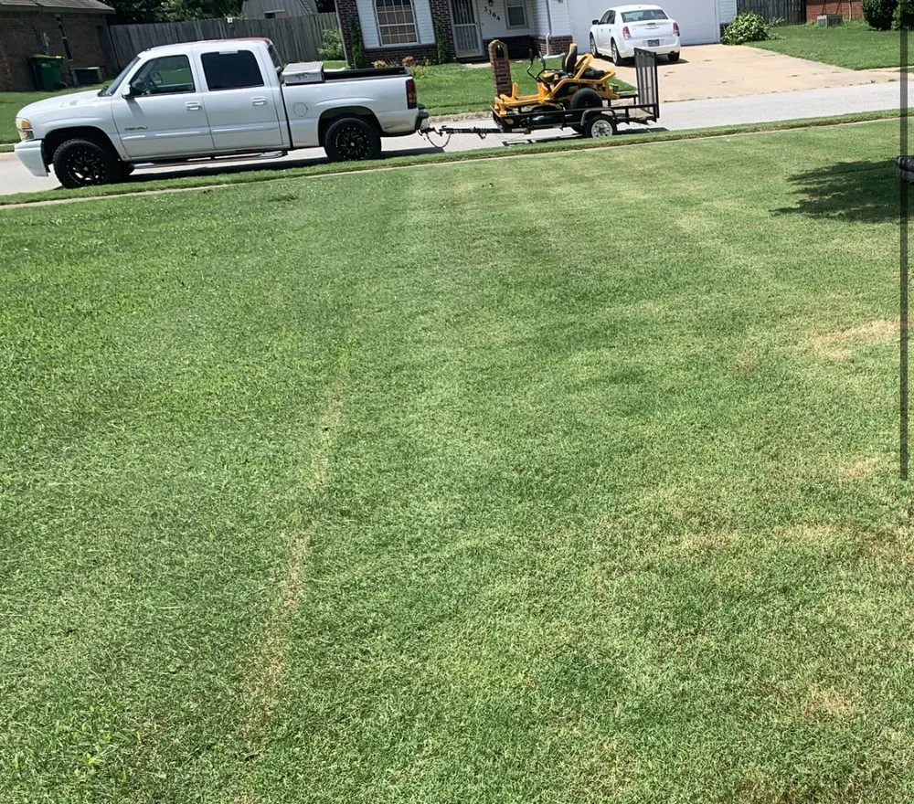 Affordable lawn care service for beautiful yards across Springdale, AR - Cutting Crew Lawn Care & Landscaping