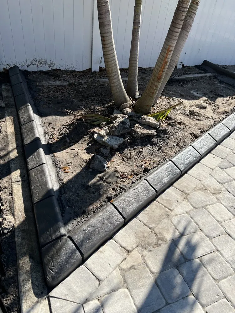 Trusted yard maintenance experts serving Tampa, FL - Cutting Edge Curbing
