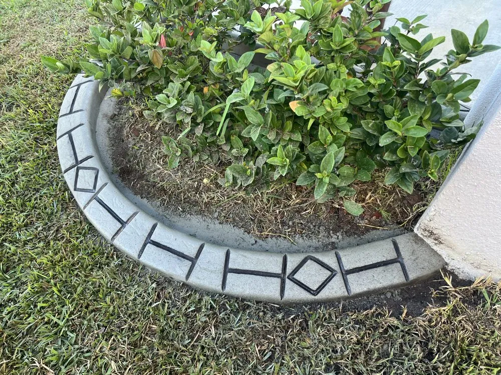 Affordable lawn mowing service for outdoor upgrades across Tampa, FL - Cutting Edge Curbing