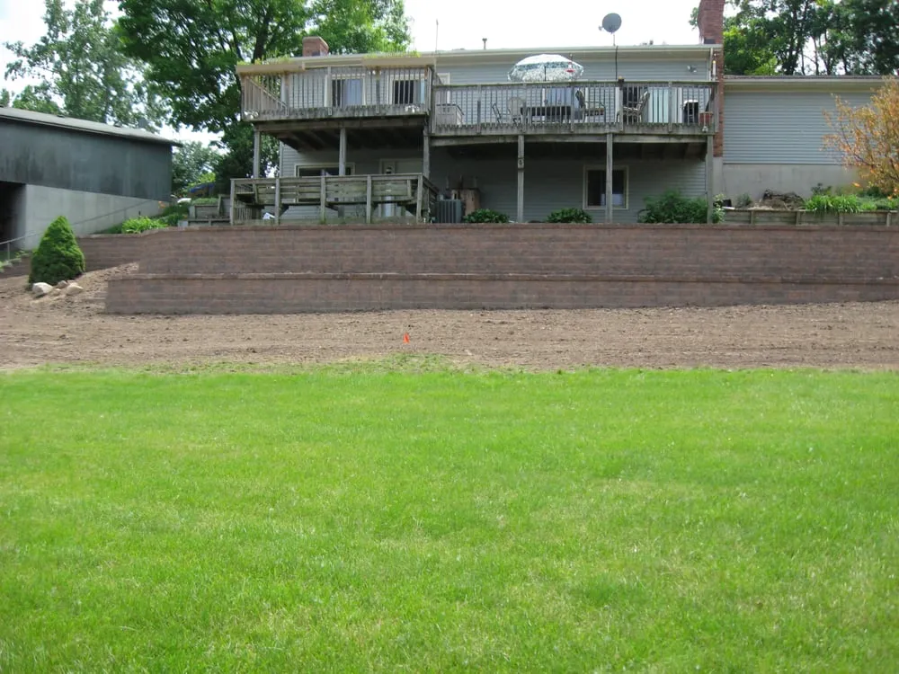 Custom landscape design in Rockford, MI by Cutting Edge Hardscapes
