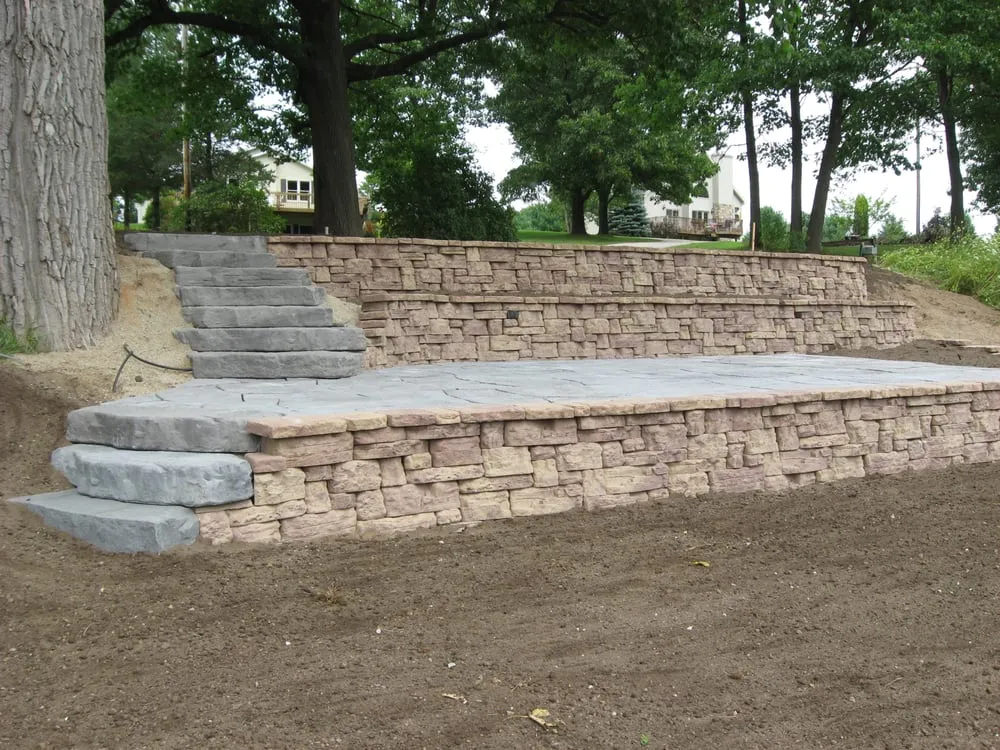 Expert landscaping services experts serving Rockford, MI - Cutting Edge Hardscapes