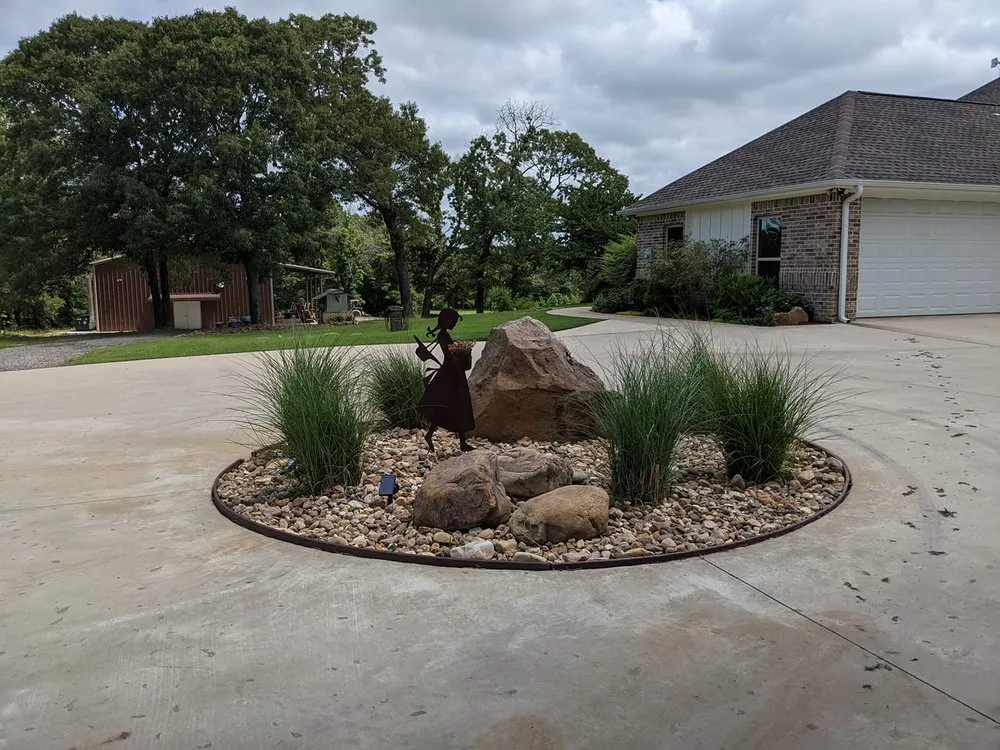 Custom lawn mowing service experts serving Lindale, TX - Cutting Edge Irrigation & Lawns