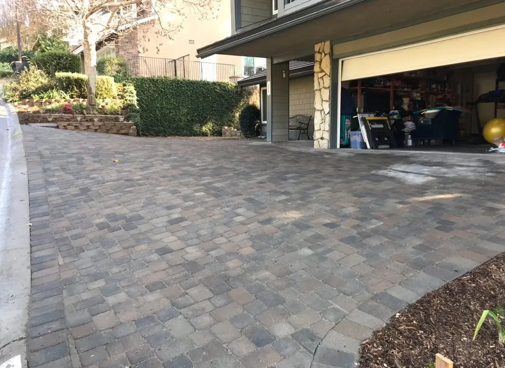 Reliable yard cleanup service for residential properties across Brea, CA - Cutting Edge Landscape