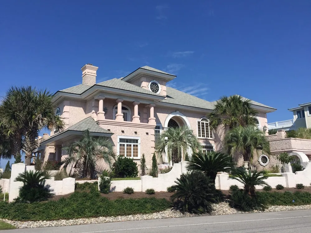 Custom yard maintenance in Leland, NC - Cutting Edge Landscape Services