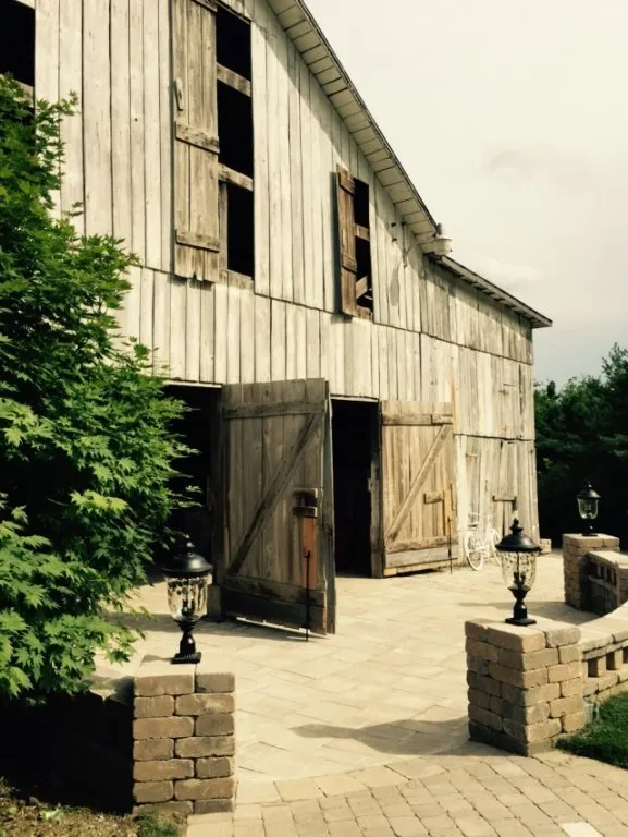 Custom lawn mowing service with custom design in Nicholasville, KY by Cutting Edge Landscapes