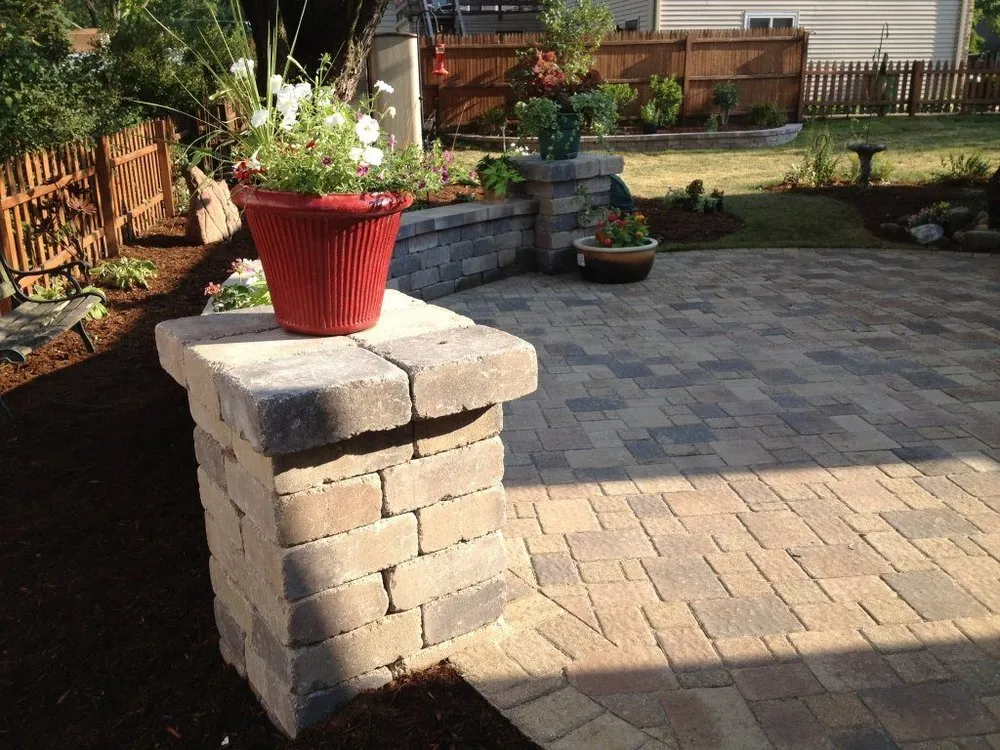 Reliable landscape installation for homes in Nicholasville, KY by Cutting Edge Landscapes