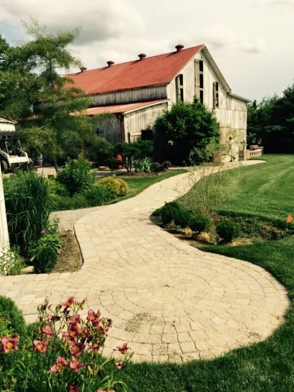 Local lawn care service in Nicholasville, KY by Cutting Edge Landscapes