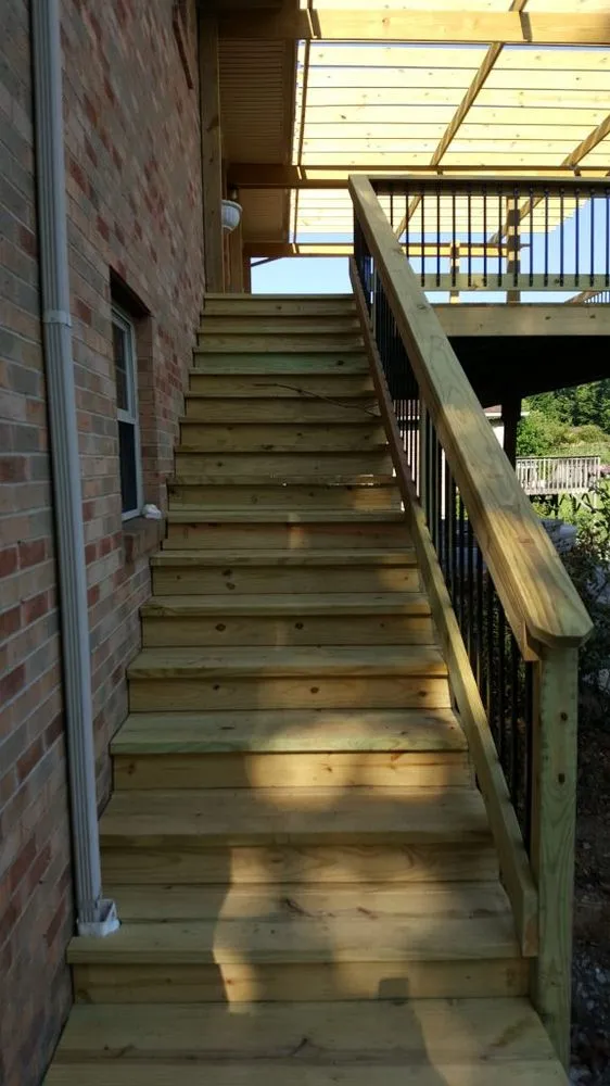 Local yard cleanup service with custom design in Nicholasville, KY by Cutting Edge Landscapes