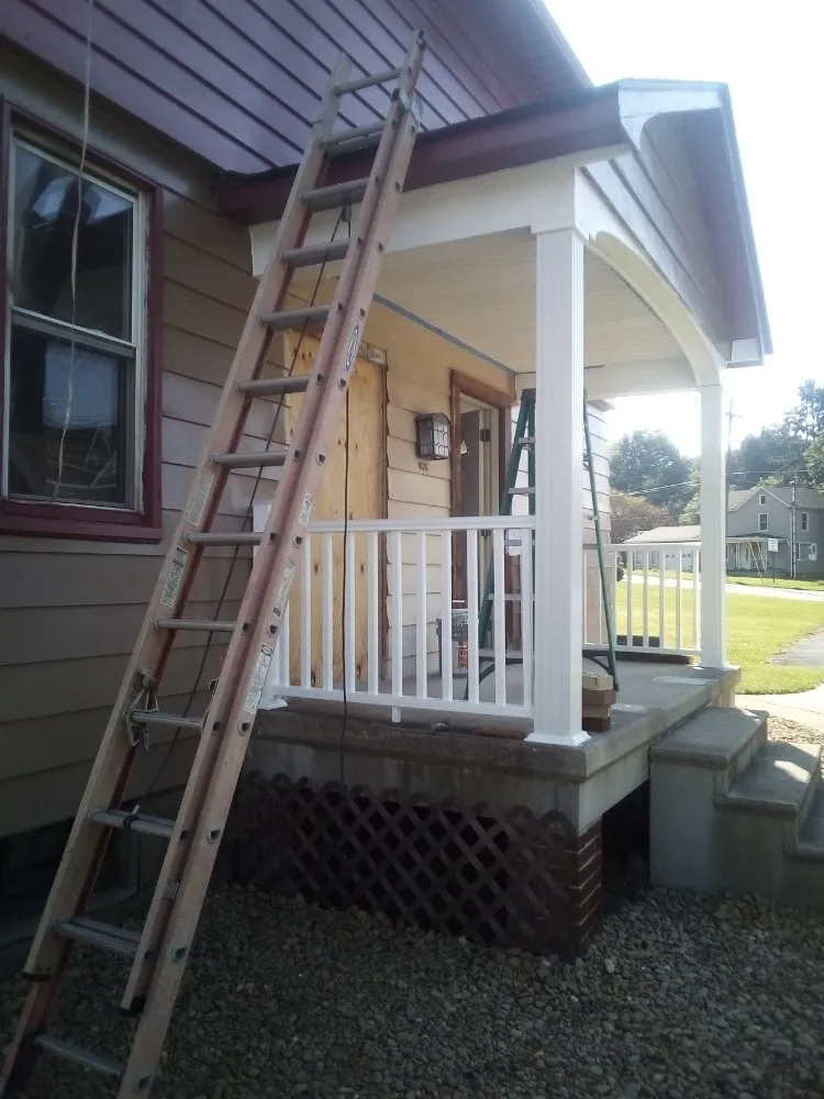 Professional lawn mowing service experts serving Windber, PA - Cutting Edge Landscaping and Handyman Services