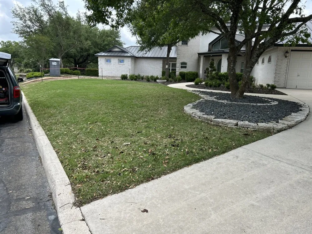 Affordable residential landscaping in Stone oak, TX by Cutting Edge Landscaping