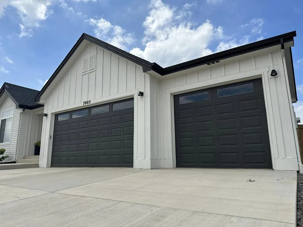 Affordable landscaping services experts serving Lubbock, TX - Cutting Edge Lawn & Lights